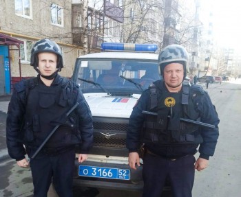 Росгвардейцы ликвидировали возгорание электропроводки в многоквартирном доме на улице Строкина