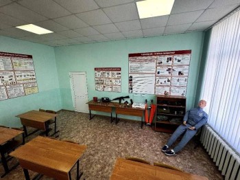 Имитаторы ранений, пистолета Макарова и гранат появились в школах Оренбуржья
