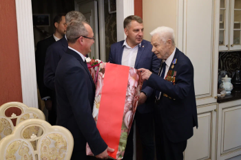 Участник Великой Отечественной войны  Евгений Макаров отметил 100-летний юбилей