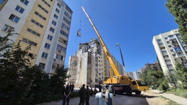 Восстановительные работы начались в доме №4 на Блинова в Саратове