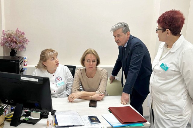 Выездные проверки поликлиник в Кирове будут еженедельными