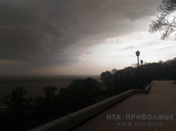 МЧС предупреждает о вероятности возникновения ЧС в связи с градом, грозами и ливнями в Нижегородской области 15 июня