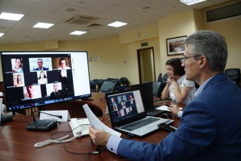 Первые сеансы видеосвязи с общественными наблюдателями провёл ситуационный центр Общественной палаты Нижегородской области