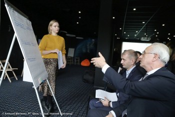 Нижегородские проспекты предложено расширить: эксперты обсудили дорожную инфраструктуру в рамках стратегической сессии