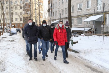 Юрий Шалабаев поручил районам и подрядчикам усилить меры по уборке нижегородских улиц и дворов от снега