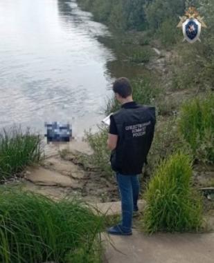 Отец семейства утонул в Павловском районе во время катания на надувной доске Отец семейства утонул в Павловском районе во время катания на надувной доске