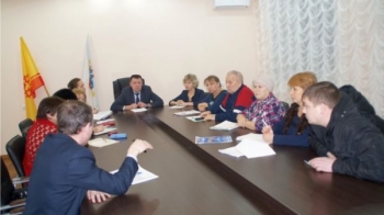 Список требующих ремонта дорог обсудили с представителями общественности в администрации Калининского района г. Чебоксары