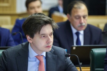 Игорь Зотов представил опыт Нижегородской области в судостроении