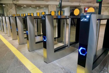 Турникеты меняют на станциях нижегородского метро Турникеты меняют на станциях нижегородского метро