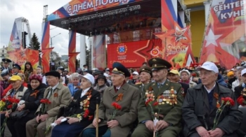 Посвященный 72-й годовщине Победы в Великой Отечественной войне торжественный митинг прошел в Чебоксарах