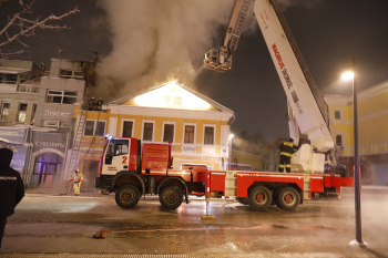 Около 50 человек эвакуированы из горящего кафе на Б. Покровской в Нижнем Новгороде