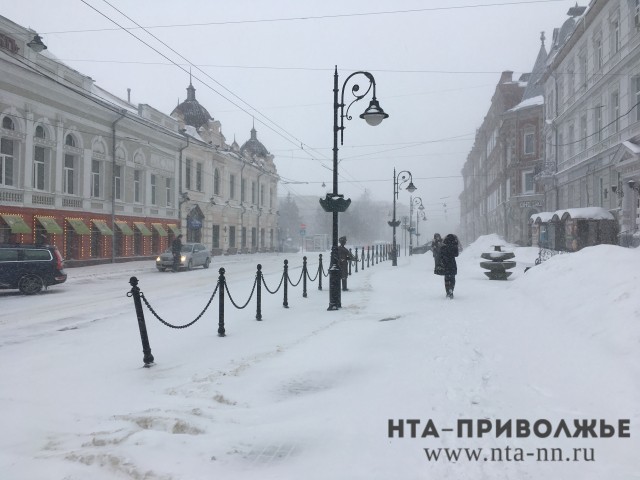 Глава Нижнего Новгорода поручил дорожным службам усилить работу из-за снегопадов