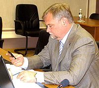 Булавинов заявляет, что дефицит горбюджета-2008 по итогам финансового года будет ликвидирован