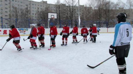Хоккейные площадки во дворах г. Чебоксары будут работать по утвержденному единому стандарту
