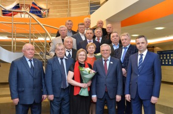 Юбилейной медалью "В память 800-летия Нижнего Новгорода" награждены ещё 13 человек