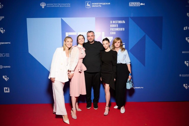 Премьерный показ сериала «Три сестры» с Ларисой Гузеевой прошел в Нижнем Новгороде Премьерный показ сериала «Три сестры» с Ларисой Гузеевой прошел в Нижнем Новгороде