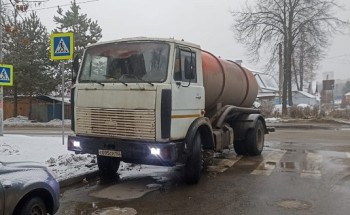 Машины изымают у "черных ассенизаторов" в Нижнем Новгороде