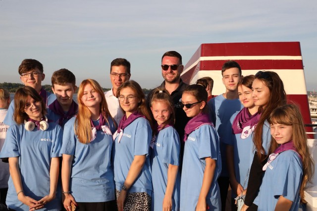 Нижегородские школьники отправились в образовательный круиз "Великий Волжский путь"