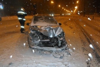 Один человек погиб и пятеро ранены при лобовом столкновении автомобилей на М-7 в Нижегородской области