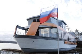 Электросудно &quot;Минин&quot; спустили на воду на Чкаловской судоверфи