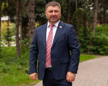 Владислав Атмахов предложил ввести ограничения на эксплуатацию арендованных самокатов в Нижнем Новгороде 