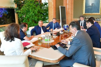 Многодетная мать попросила Рустама Минниханова выдвинуться на выборы раиса РТ