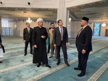Глеб Никитин провел рабочую встречу с духовным лидером российских мусульман муфтием шейхом Равилем Гайнутдином