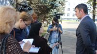 Глава администрации Чебоксар Алексей Ладыков поставил задачу муниципалитету наладить работу с горожанами по вопросу устройства автопарковок около домов