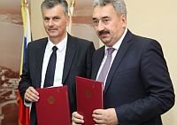 Глава города Чебоксары Леонид Черкесов обсудил с делегацией Республики Сербия вопросы эффективного и взаимовыгодного сотрудничества