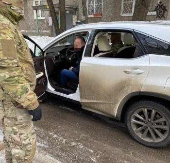 Бывшие полицейские в Нижегородской области пойдут под суд за мошенничество с автостраховками