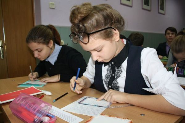 Более 100 открыток подписали нижегородские школьники женщинам-фронтовичкам