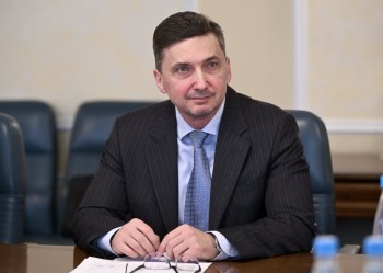 Геннадий Таранов стал министром транспорта и дорожного хозяйства Удмуртии Геннадий Таранов стал министром транспорта и дорожного хозяйства Удмуртии