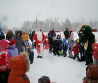 В Сарове на лыжной базе прошел праздник с участием Деда Мороза 