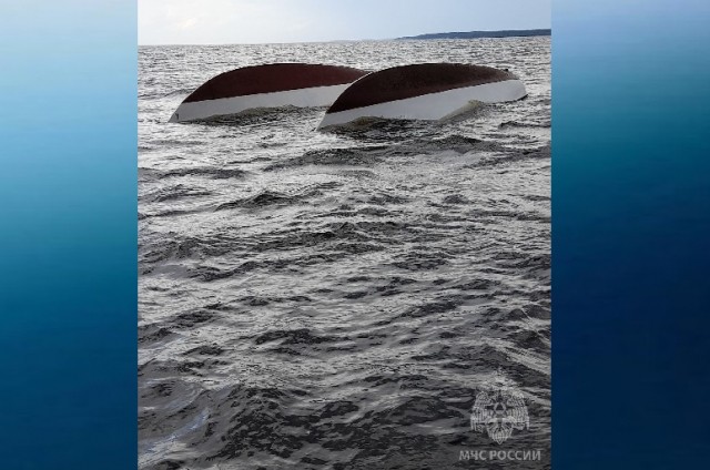 Один человек погиб при опрокидывании лодки на Горьковском водохранилище Один человек погиб при опрокидывании лодки на Горьковском водохранилище