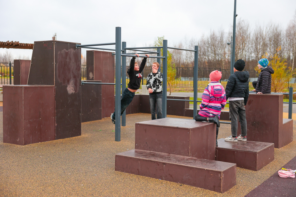 KRMV8275.jpg KRMV8275.jpg